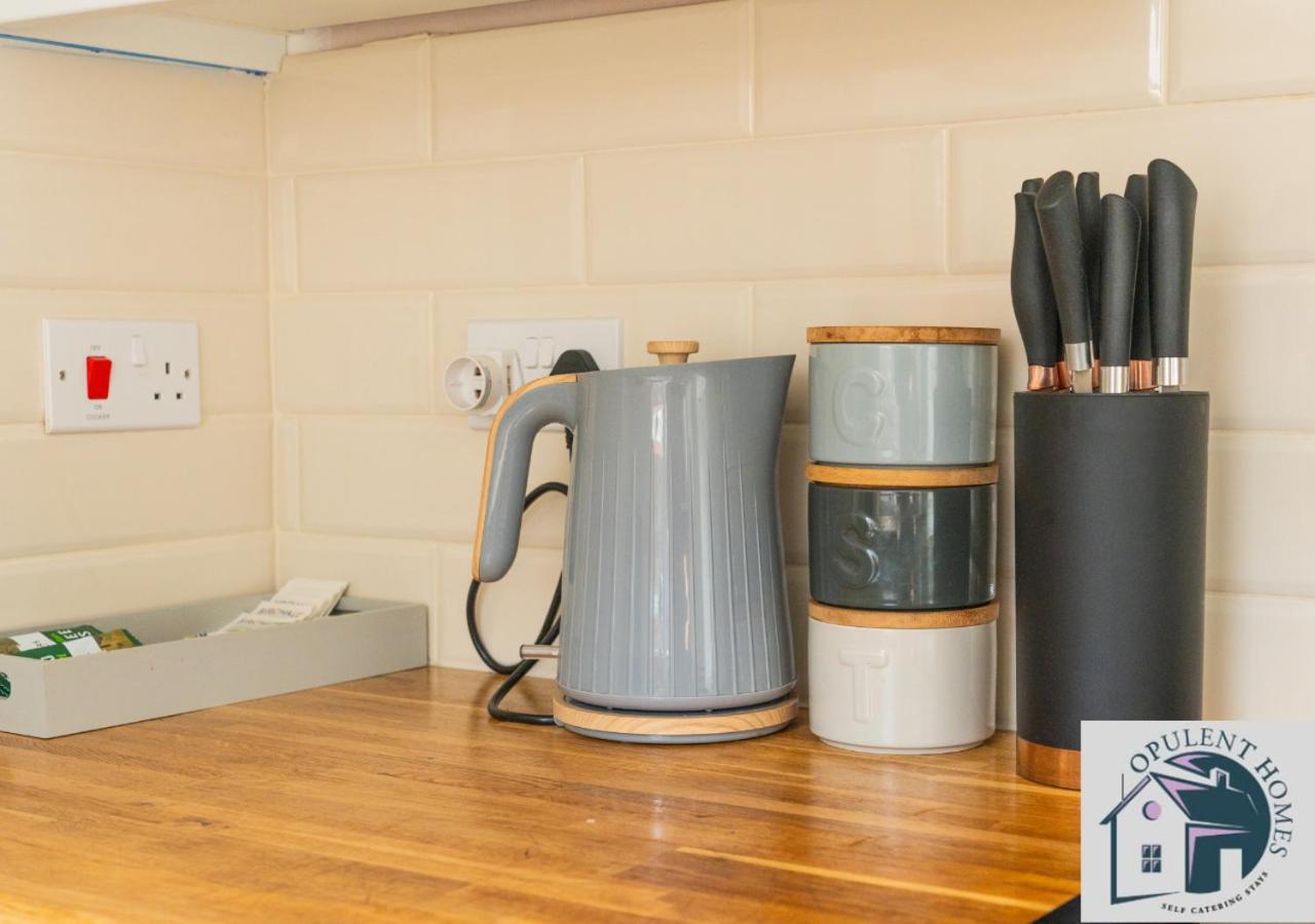 Villa Contractors Pad - 4 Bed Town House - Cent Reading - Free Parking Extérieur photo